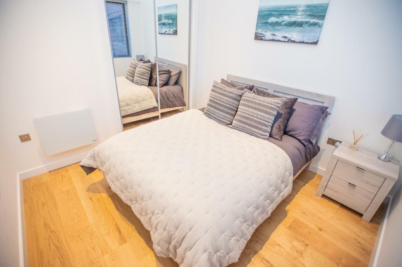 Stylish And Clean 1 Bed Apartment Maidenhead Town Center 外观 照片
