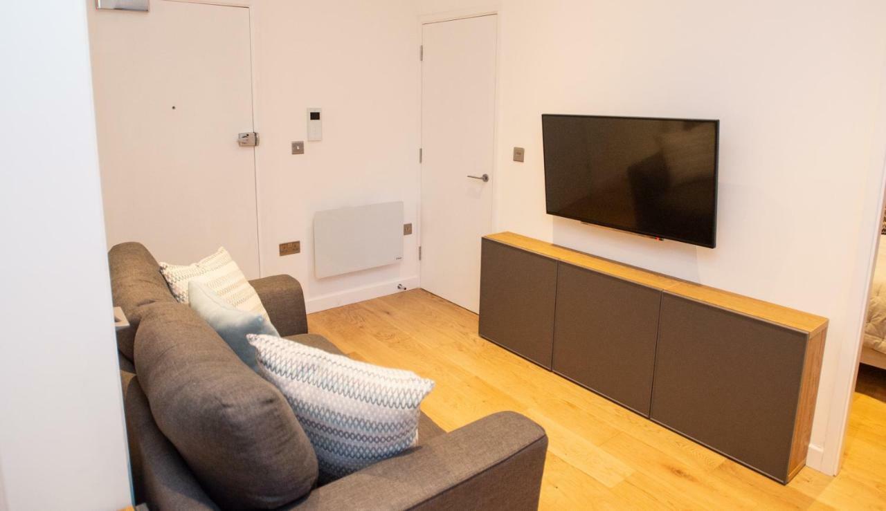 Stylish And Clean 1 Bed Apartment Maidenhead Town Center 外观 照片