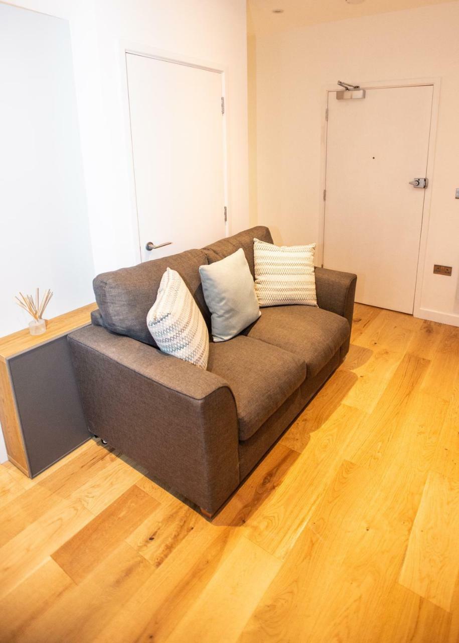 Stylish And Clean 1 Bed Apartment Maidenhead Town Center 外观 照片